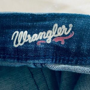 Wrangler wide leg jeans